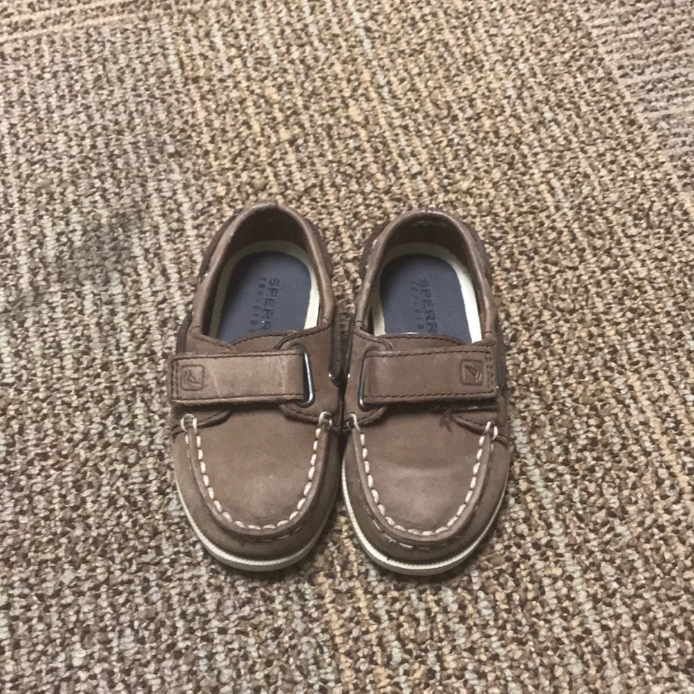 Shoe